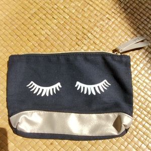 Makeup bag